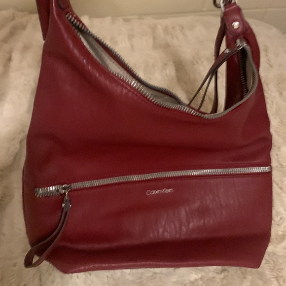 Calvin Klein Elaine purse cranberry color NEW - Picture 10 of 11